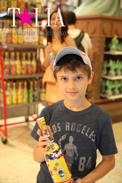 Магазин M&M's на Таймс Сквер в Нью-Йорке